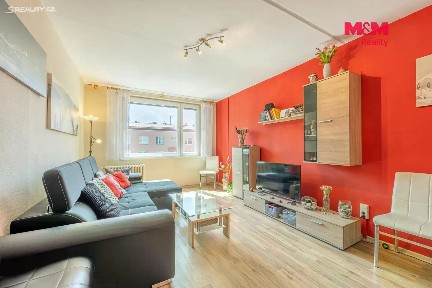 Prodej bytu 2+kk 42 m² Na Dolíkách, Slaný