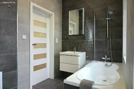 Pronájem bytu 2+kk 56 m² Nepomucká, Plzeň - Koterov
