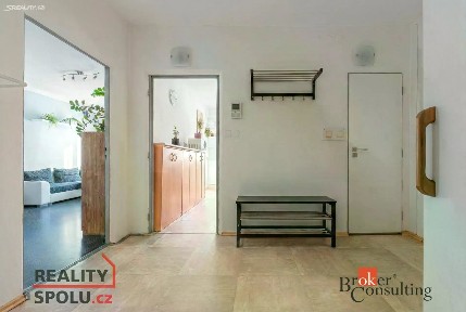 Pronájem bytu 2+1 58 m² Elišky Krásnohorské, Plzeň - Severní Předměstí
