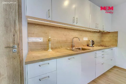 Pronájem bytu 1+kk 41 m² Měděná, Plzeň - Jižní Předměstí