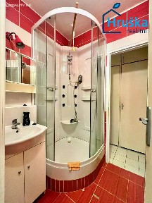 Pronájem bytu 1+1 39 m² Výškovická, Ostrava - Výškovice