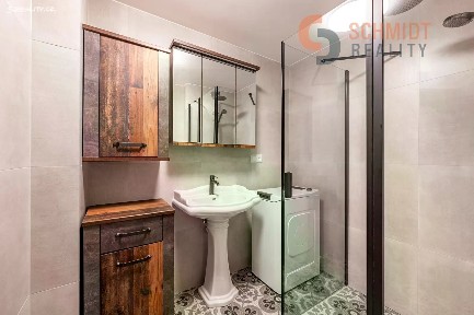 Pronájem bytu 1+1 38 m²