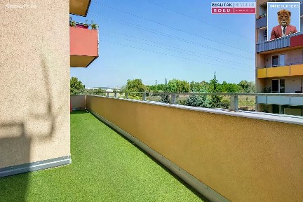 Pronájem bytu 3+kk 75 m² Masarykova, Modřice