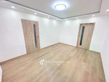 Pronájem bytu 3+1 73 m² Holandská, Znojmo