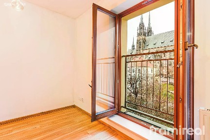 Pronájem bytu 2+kk 50 m² Starobrněnská, Brno - Brno-město