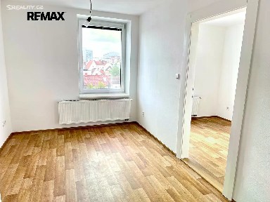 Pronájem bytu 1+1 46 m² Sladkovského, Pardubice - Zelené Předměstí