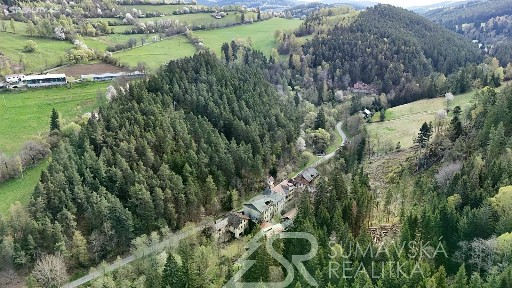 Prodej komerční nemovitosti 10000 m²