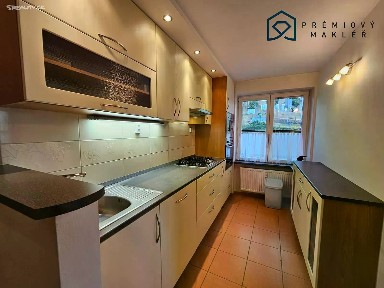 Pronájem bytu 3+1 60 m² Okružní, Meziboří