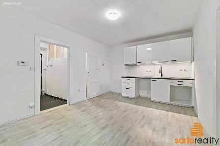 Pronájem bytu 2+kk 45 m² Resslova, Ústí nad Labem - Klíše