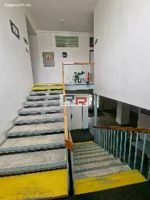 Pronájem kanceláře 483 m²