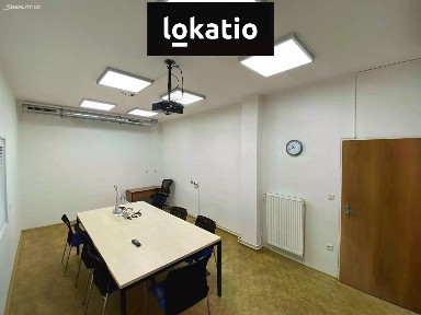 Pronájem kanceláře 297 m²