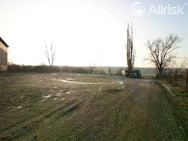 Pronájem skladového prostoru 1200 m²