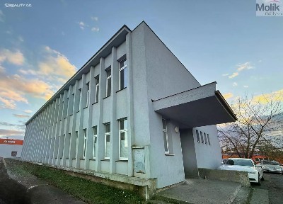 Pronájem kanceláře 154 m²