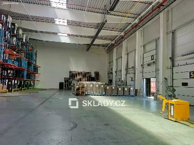 Pronájem skladového prostoru 2000 m²