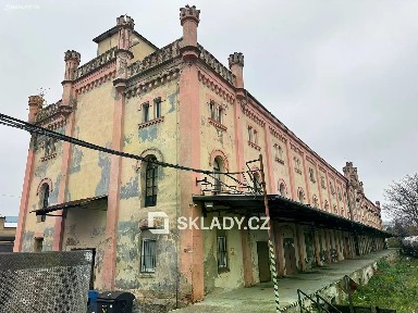 Pronájem skladového prostoru 300 m²