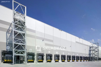Pronájem skladového prostoru 3300 m²