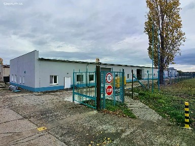 Pronájem výrobní haly, prostoru 500 m²