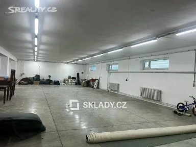 Pronájem skladového prostoru 700 m²