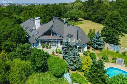 Prodej kanceláře 609 m²