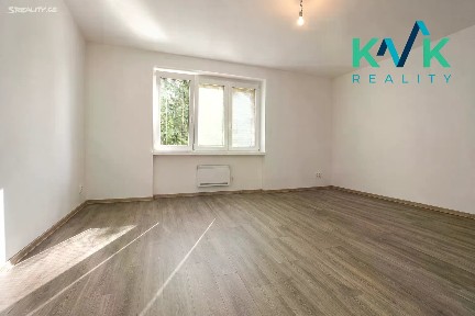 Pronájem bytu 2+1 74 m² Závodu míru, Karlovy Vary - Stará Role