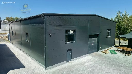 Prodej skladového prostoru 1500 m²