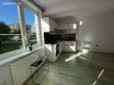 Pronájem bytu 2+kk 61 m² Topolová, Olomouc - Slavonín