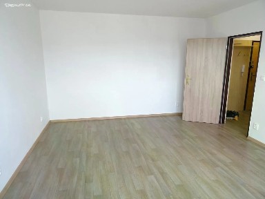 Pronájem bytu 1+1 35 m² Pazderkova, Liberec - Liberec VI-Rochlice