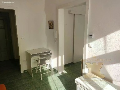 Pronájem bytu 2+kk 36 m² nám. 7. května, Sedlec-Prčice - Sedlec