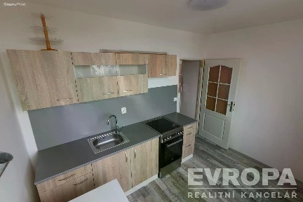 Pronájem bytu 1+1 37 m² Olštýnská, Praha - Troja