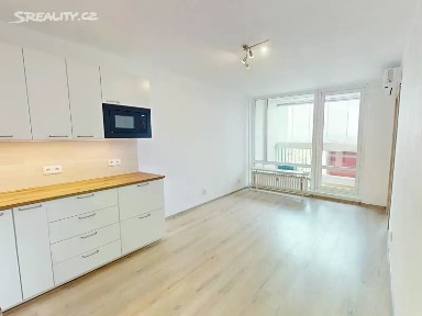 Pronájem bytu 3+kk 63 m² Šiškova, Praha - Kobylisy