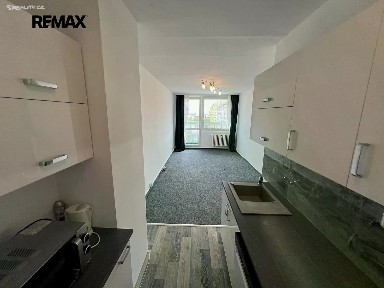 Pronájem bytu 2+kk 44 m² Smotlachova, Praha - Kamýk