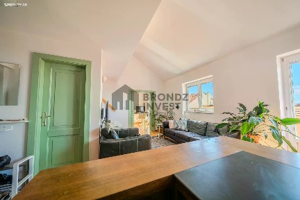 Pronájem bytu 3+kk 93 m² Korunní, Praha - Vinohrady