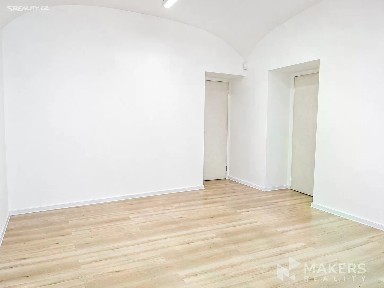 Pronájem kanceláře 39 m² Bělehradská, Praha - Nusle