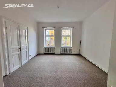 Pronájem bytu 2+1 80 m² U Tržiště, Plzeň - Jižní Předměstí