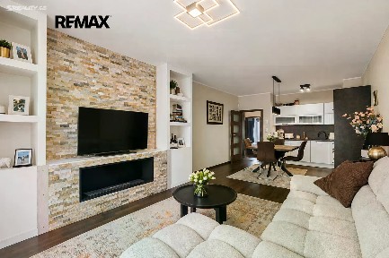 Prodej bytu 3+kk 86 m² Hlučkova, Praha - Letňany