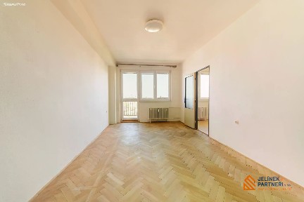 Pronájem bytu 3+1 69 m² Na Drážce, Pardubice
