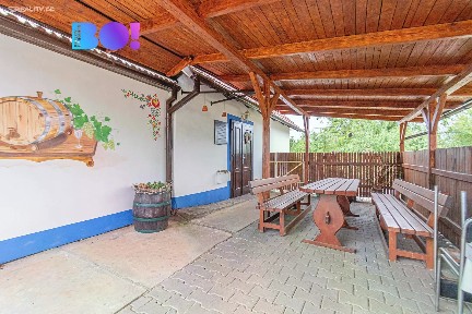 Prodej zemědělské usedlosti 80 m², pozemek 5617 m² Vinohradská, Uherské Hradiště - Mařatice