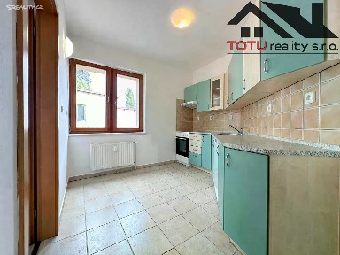 Pronájem bytu 3+1 69 m² U Zastávky, Náchod