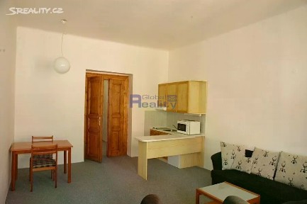 Pronájem bytu 2+kk 48 m² Tomkova, Hradec Králové