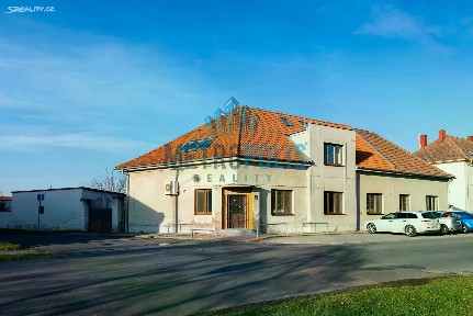 Prodej obchodního prostoru 350 m²