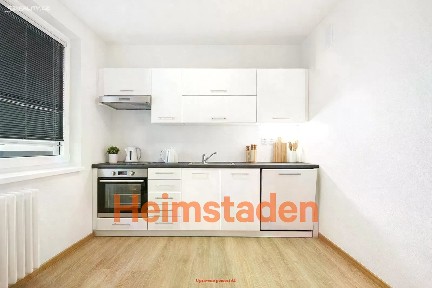 Pronájem bytu 2+1 55 m² Zelená, Ostrava - Mariánské Hory