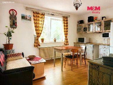 Pronájem bytu 2+1 80 m² Dobratice