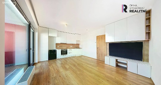 Pronájem bytu 1+kk 27 m² Boněcký rybník, Zlín - Příluky