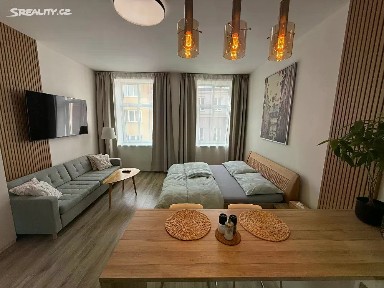 Pronájem bytu 1+kk 40 m² Francouzská, Brno - Zábrdovice
