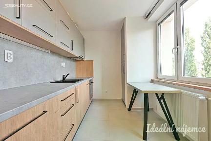 Pronájem bytu 3+1 77 m² Polní, Brno - Štýřice