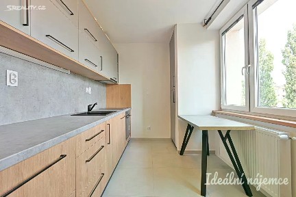 Pronájem bytu 3+1 77 m²