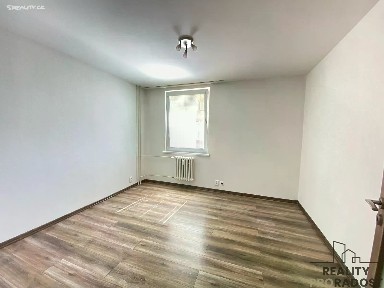 Pronájem bytu 3+1 74 m² Werichova, Znojmo - Přímětice