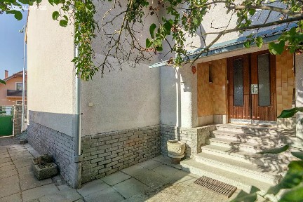 Prodej rodinného domu 140 m², pozemek 1584 m² Třebusice