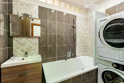 Pronájem bytu 3+1 58 m² Reissova, Šumperk