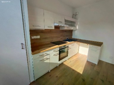 Pronájem bytu 2+1 43 m² Rokycanova, Olomouc - Nové Sady